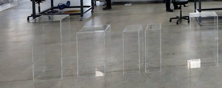 Acrylic Podiums & Lecterns made in Dubai by RS Acrylics